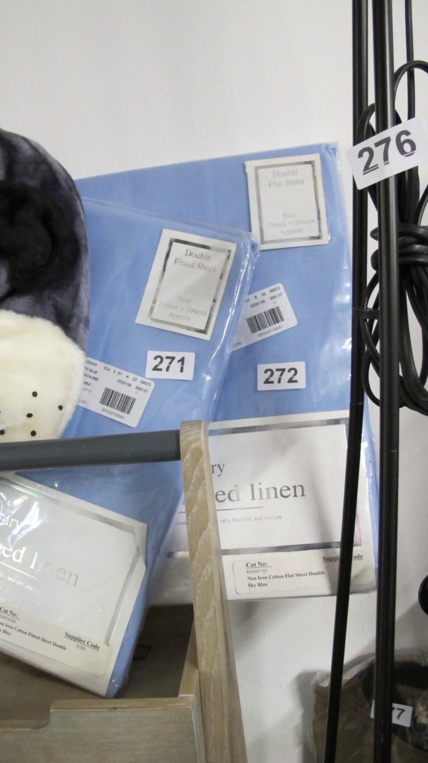 Lot 271: Double fitted sheet