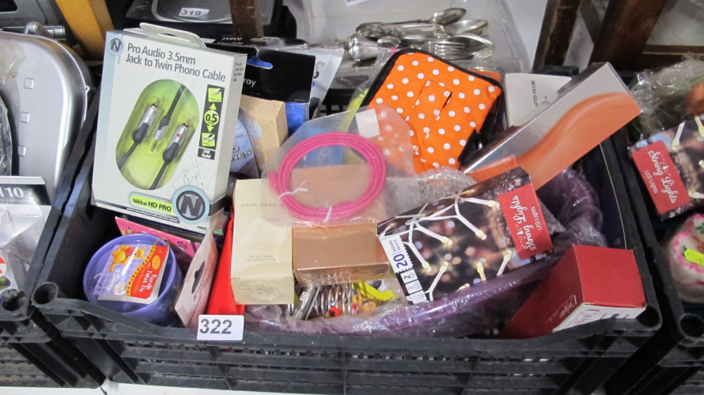 Lot 322: Box of misc