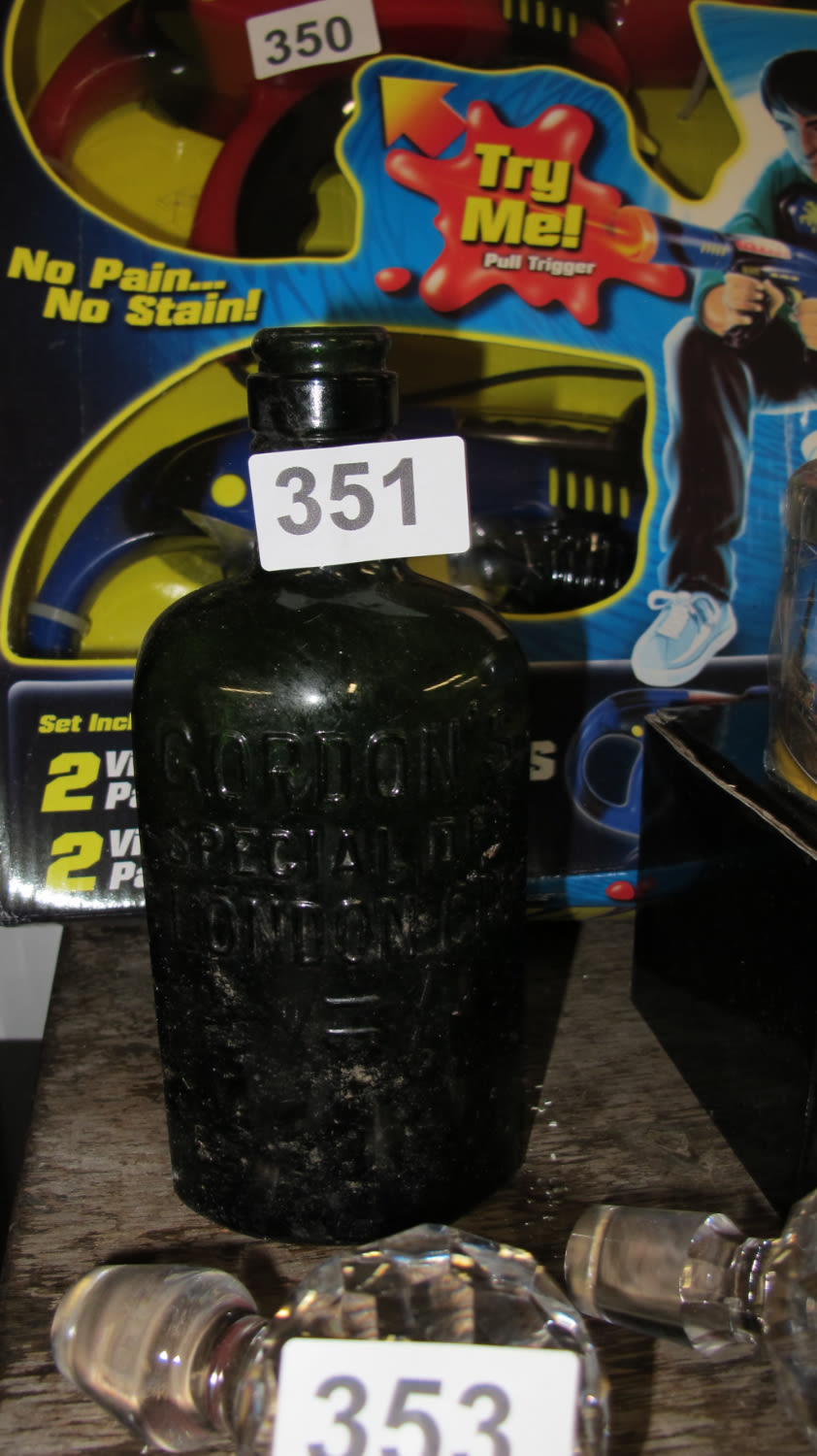 Lot 351: Vintage Gordons gin bottle