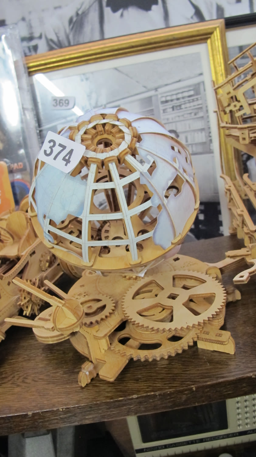 Lot 374: UGEARS globe