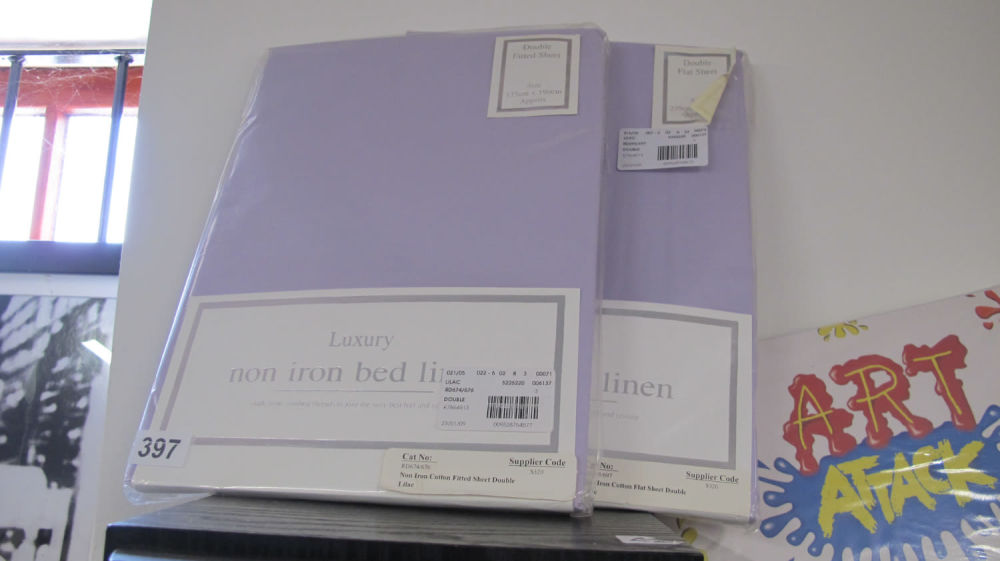Lot 397: Luxury bed linen