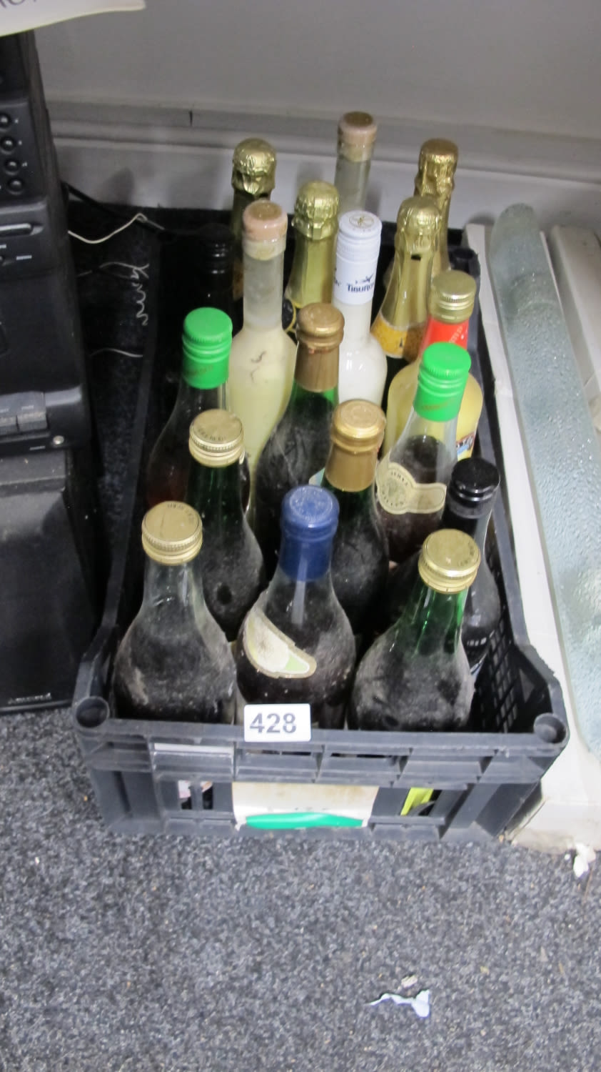 Lot 428: Box of alcohol