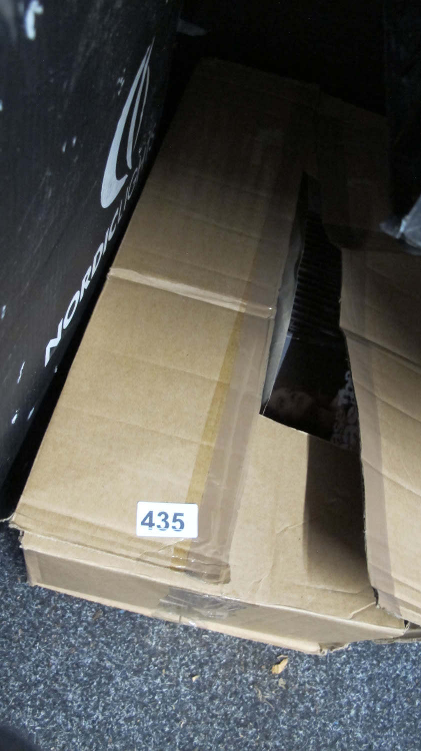 Lot 435: ***