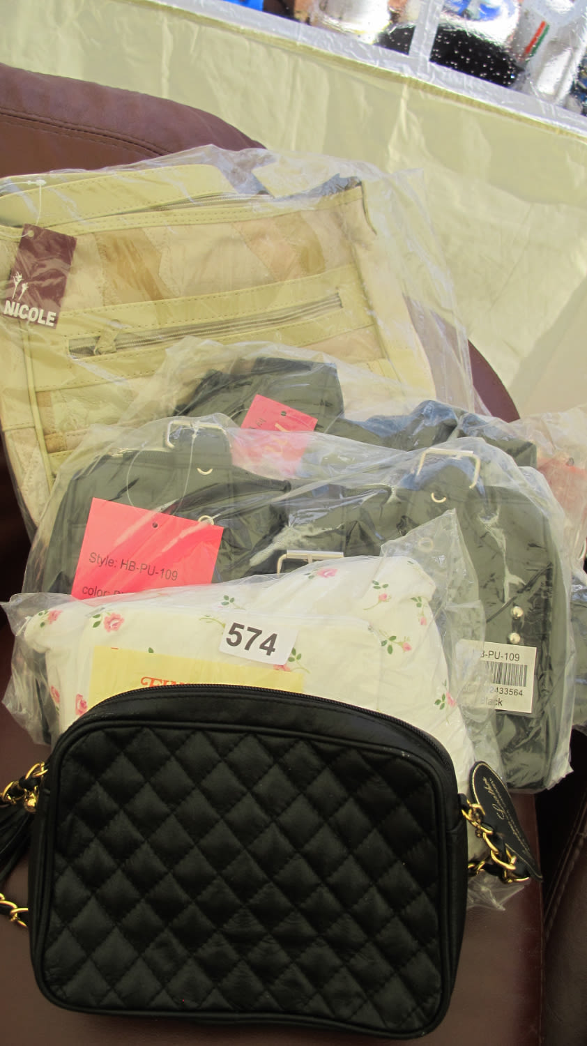 Lot 574: Brand new bags