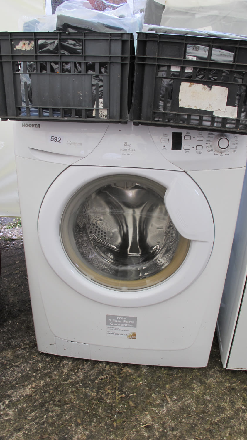 Lot 592: Hoover washing machine
