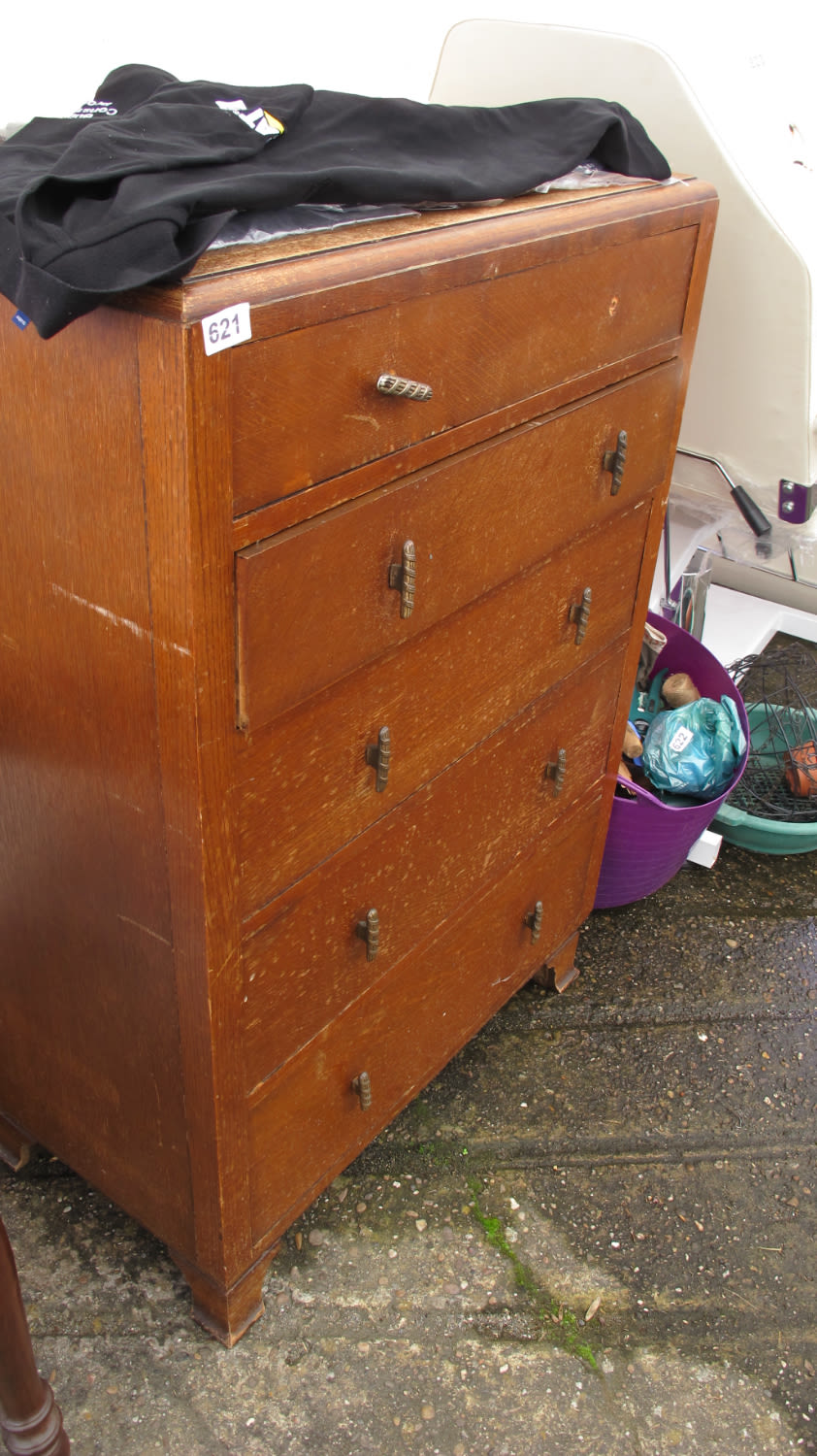 Lot 621: Vintage chest of drawers