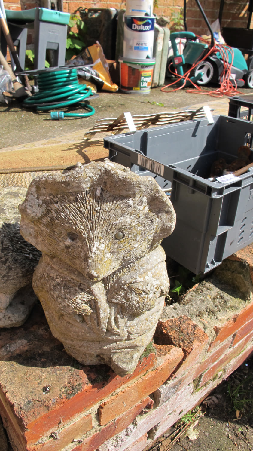 Lot 628: Hedgehog garden ornament