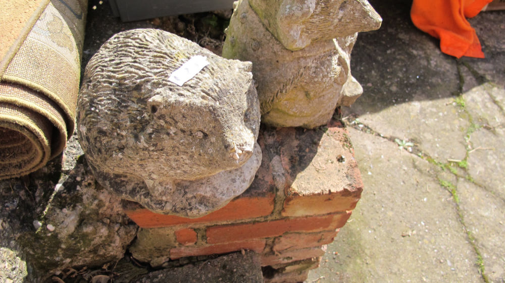 Lot 629: A hedgehog garden ornament