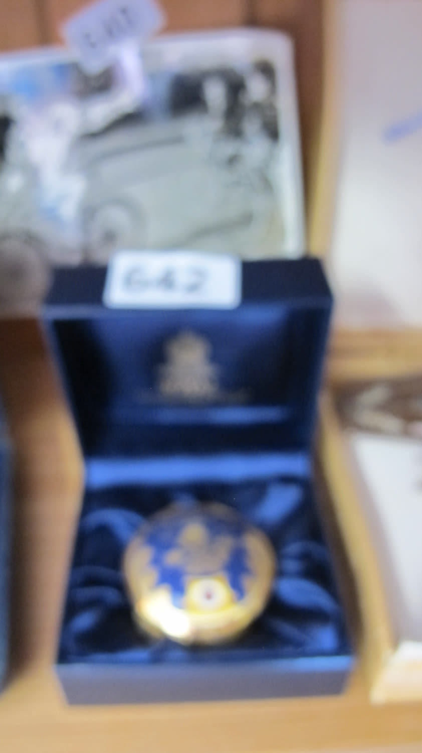 Lot 642: Commemorative pill box