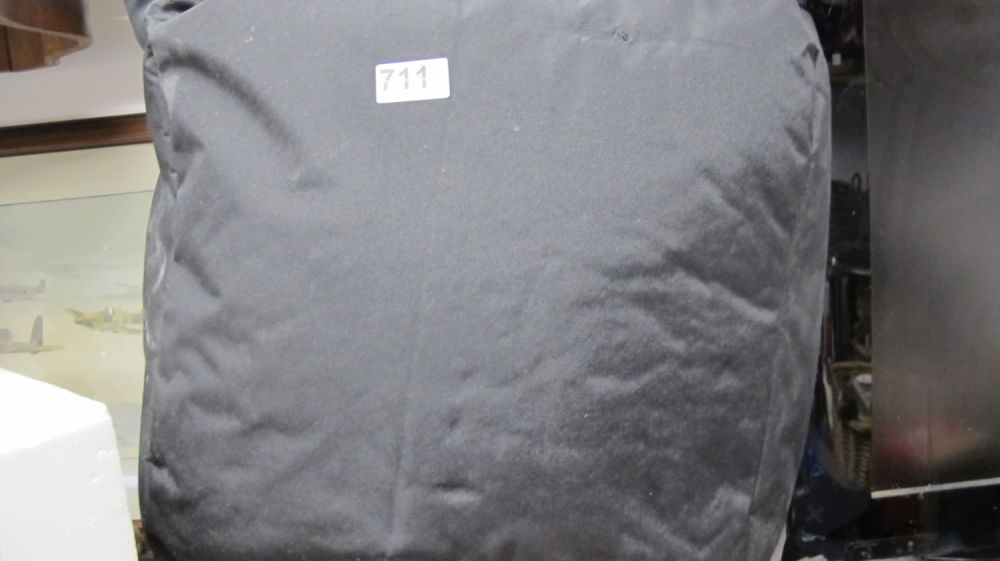 Lot 711: ***