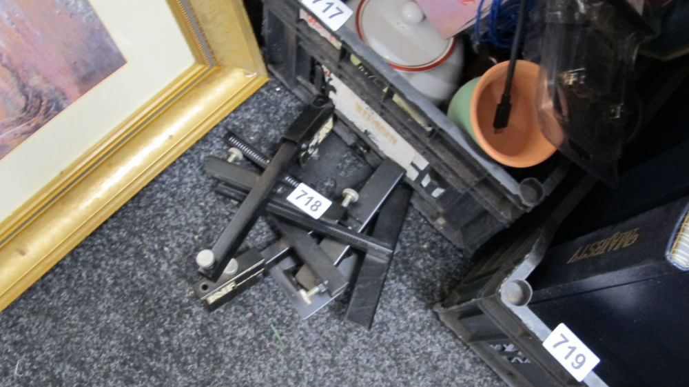 Lot 718: ***