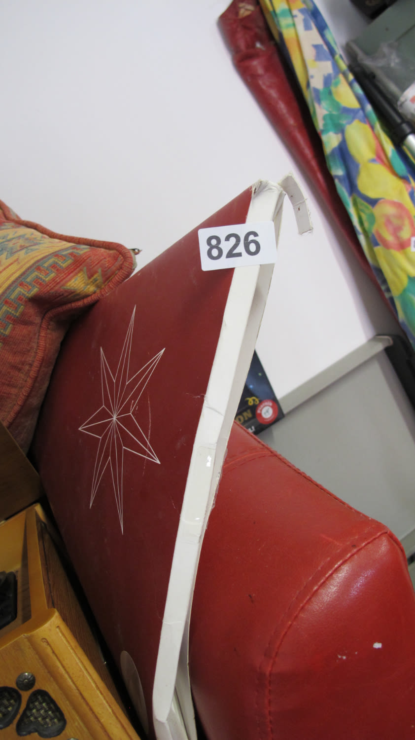 Lot 826: ***