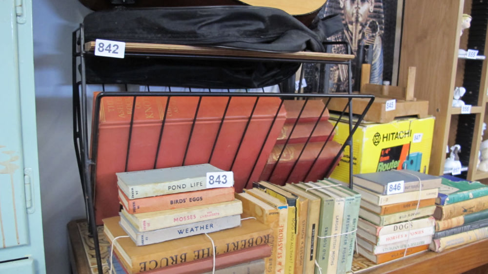 Lot 842: Retro magazine rack