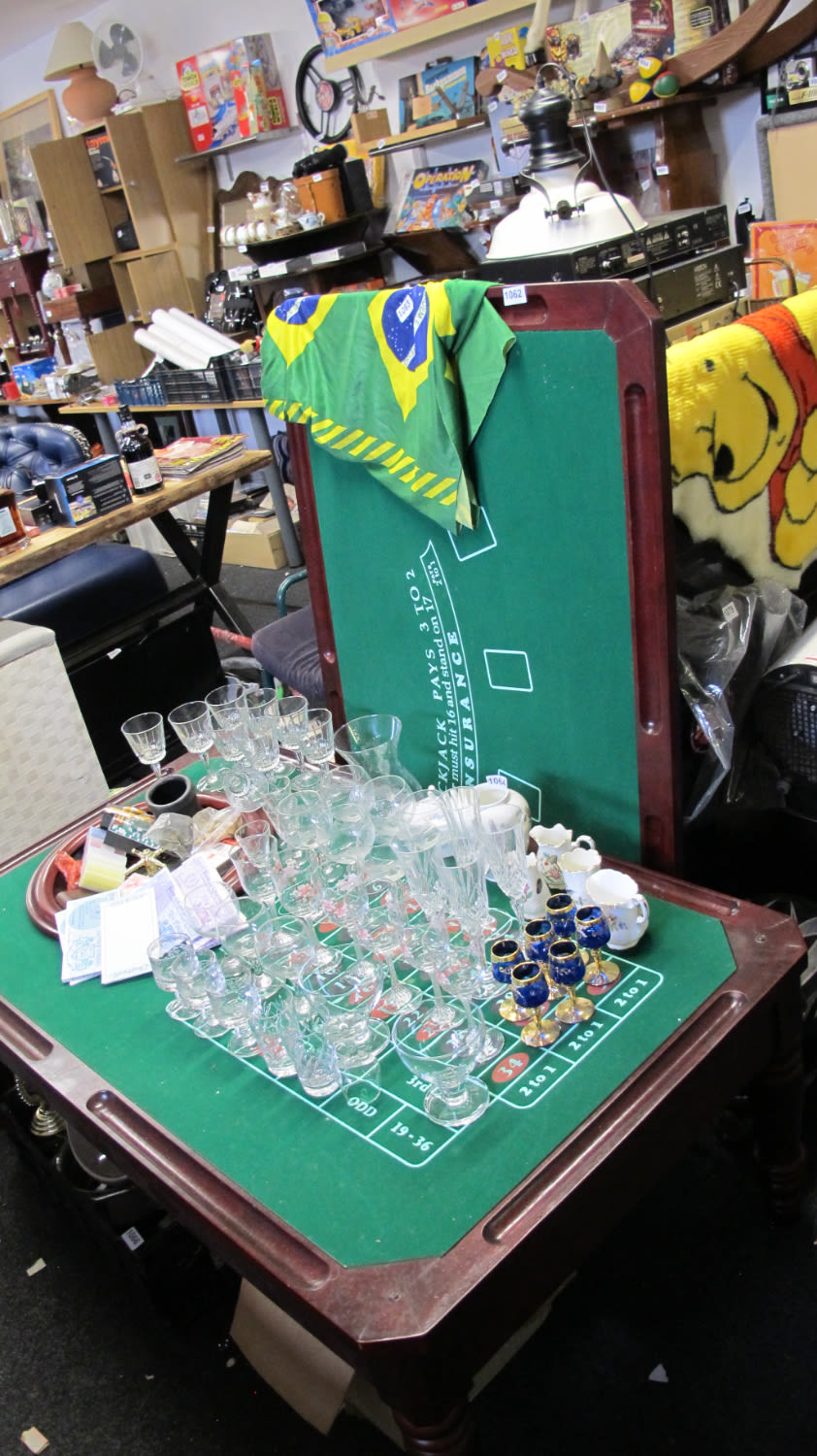 Lot 1062: casino tables etc