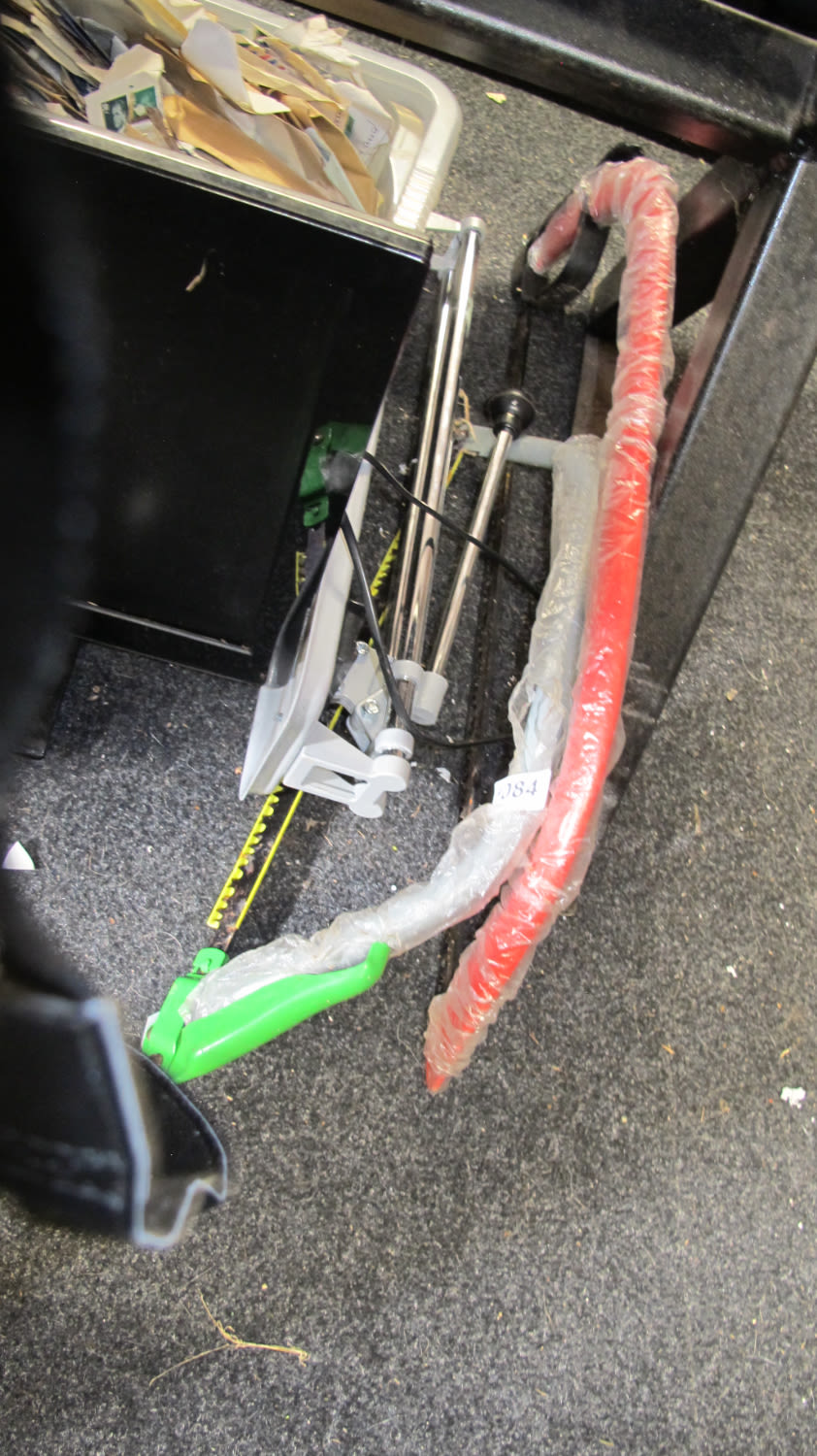 Lot 1084: Large saws