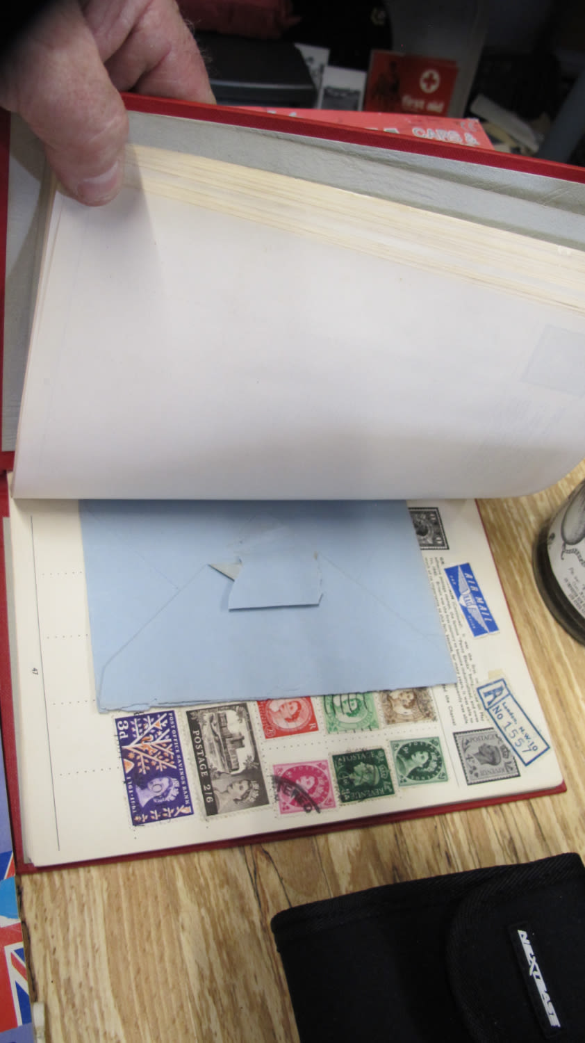 Lot 1088: Stamp album