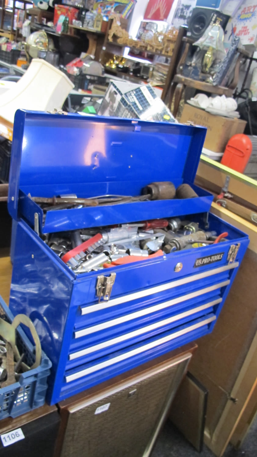 Lot 1104: Tool chest and tools