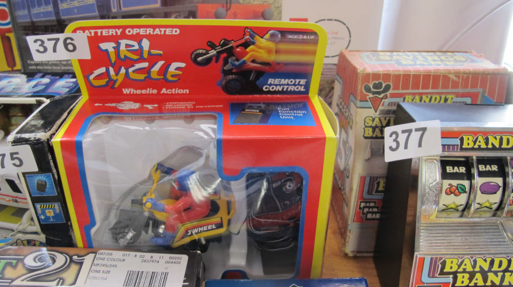 Lot 376: Brand new old stock remote control trike ATV