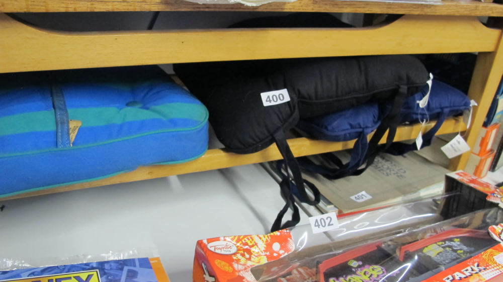 Lot 400: Seat cushions