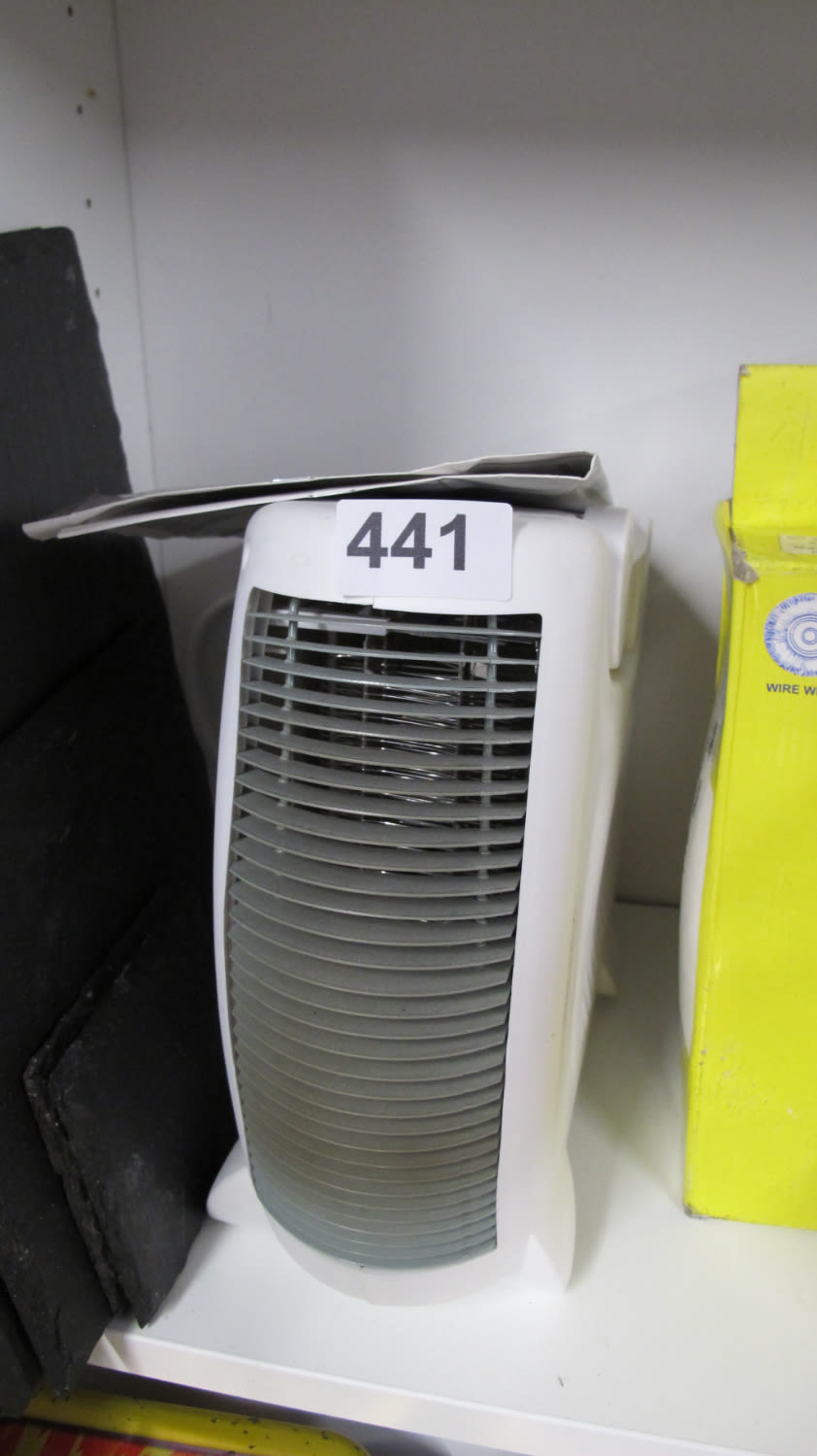 Lot 441: Electric fan heater