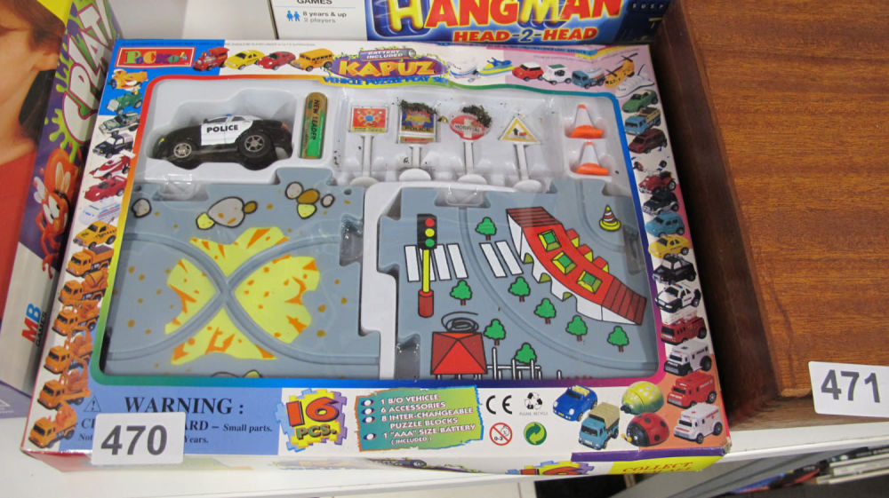 Lot 470: Brand new old stock vehicle puzzle play
