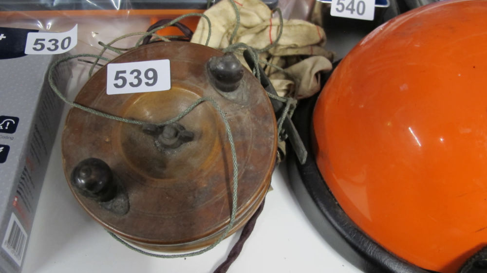 Lot 539: Antique/vintage fishing reel