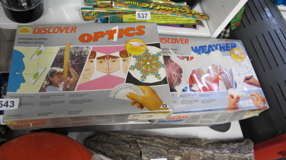 Lot 543: Brand new old stock science kits