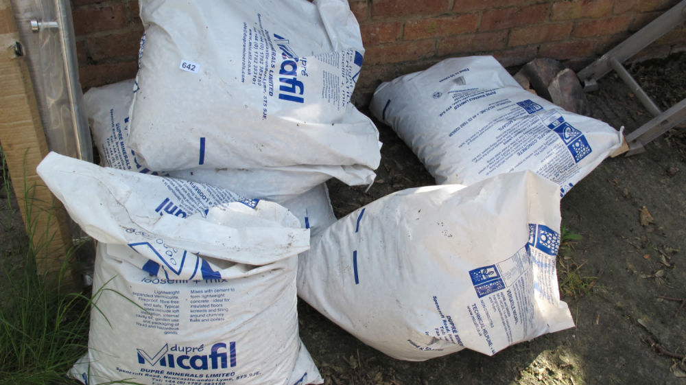 Lot 642: Micafil cement additive