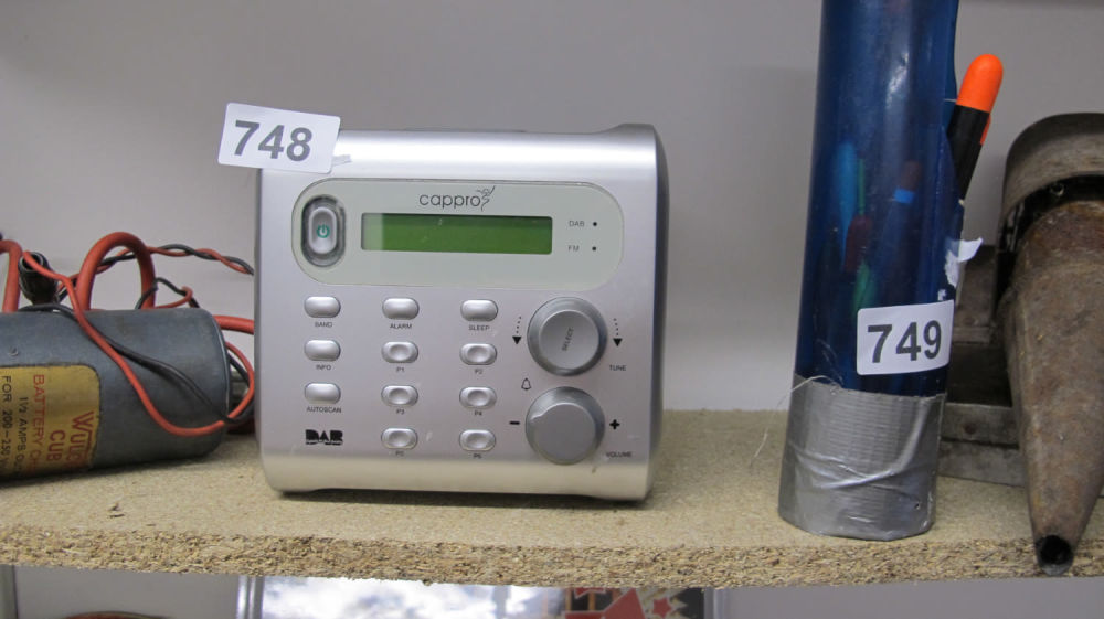 Lot 748: Cappro radio clock alarm