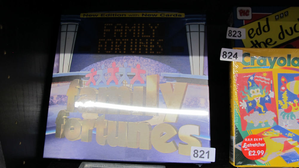Lot 821: Brand new old stock Family Fortunes game
