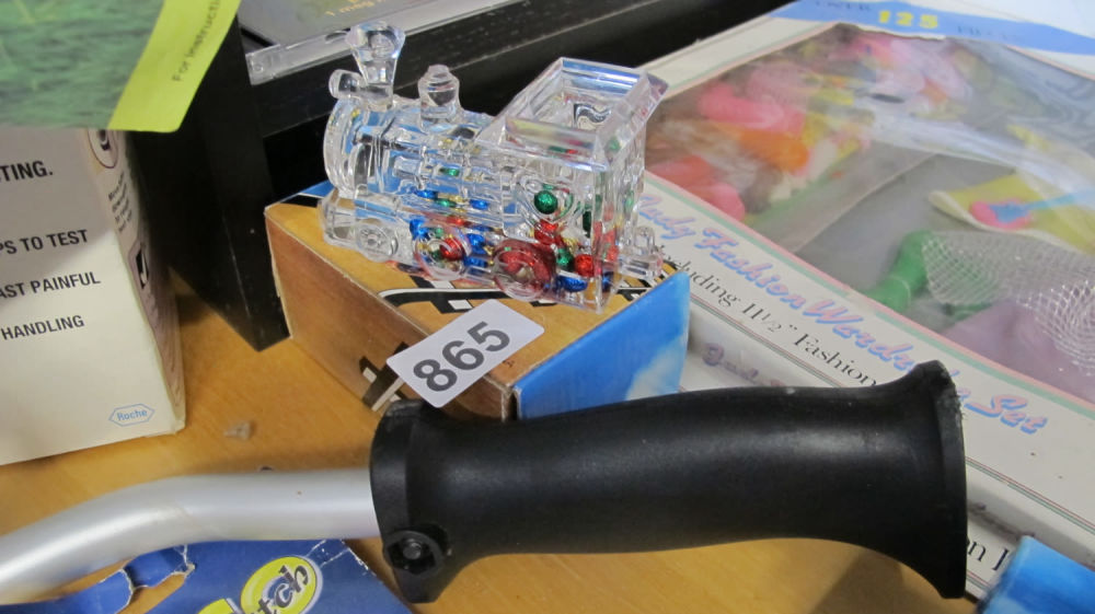 Lot 865: Brand new old stock train paperweight