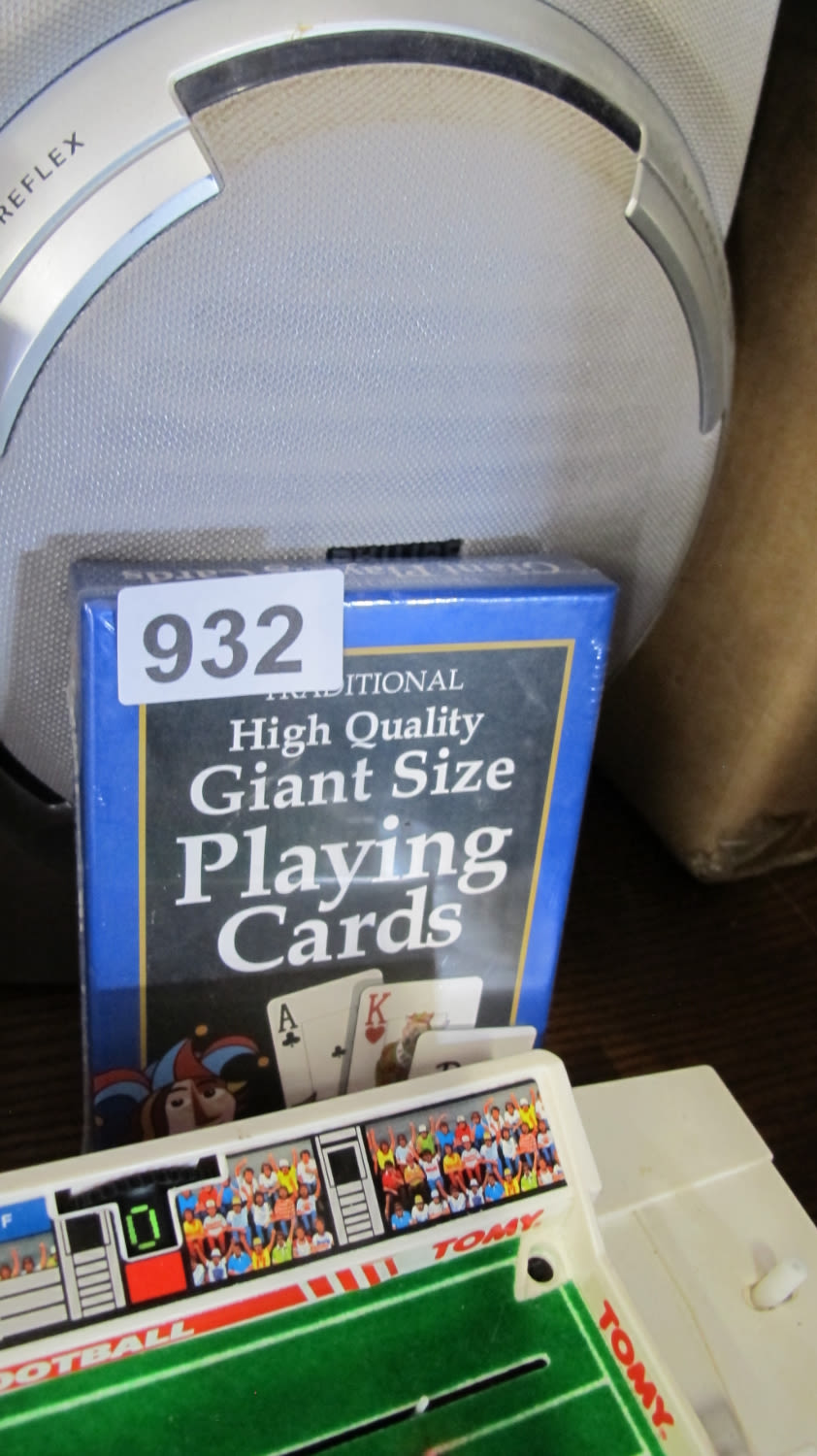 Lot 932: Giant size playing cards