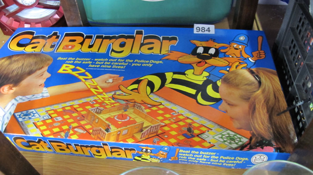 Lot 984: Brand new old stock Cat Burglar game