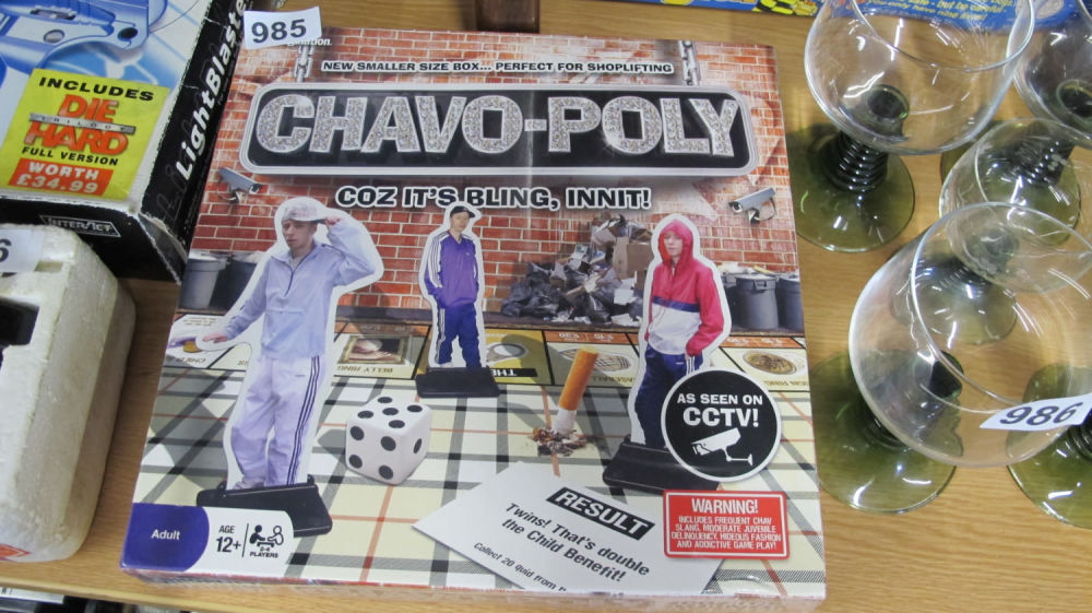 Lot 985: Chavo-poly game