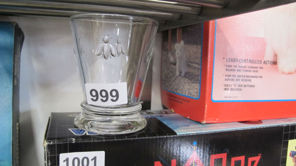 Lot 999: A bee glass