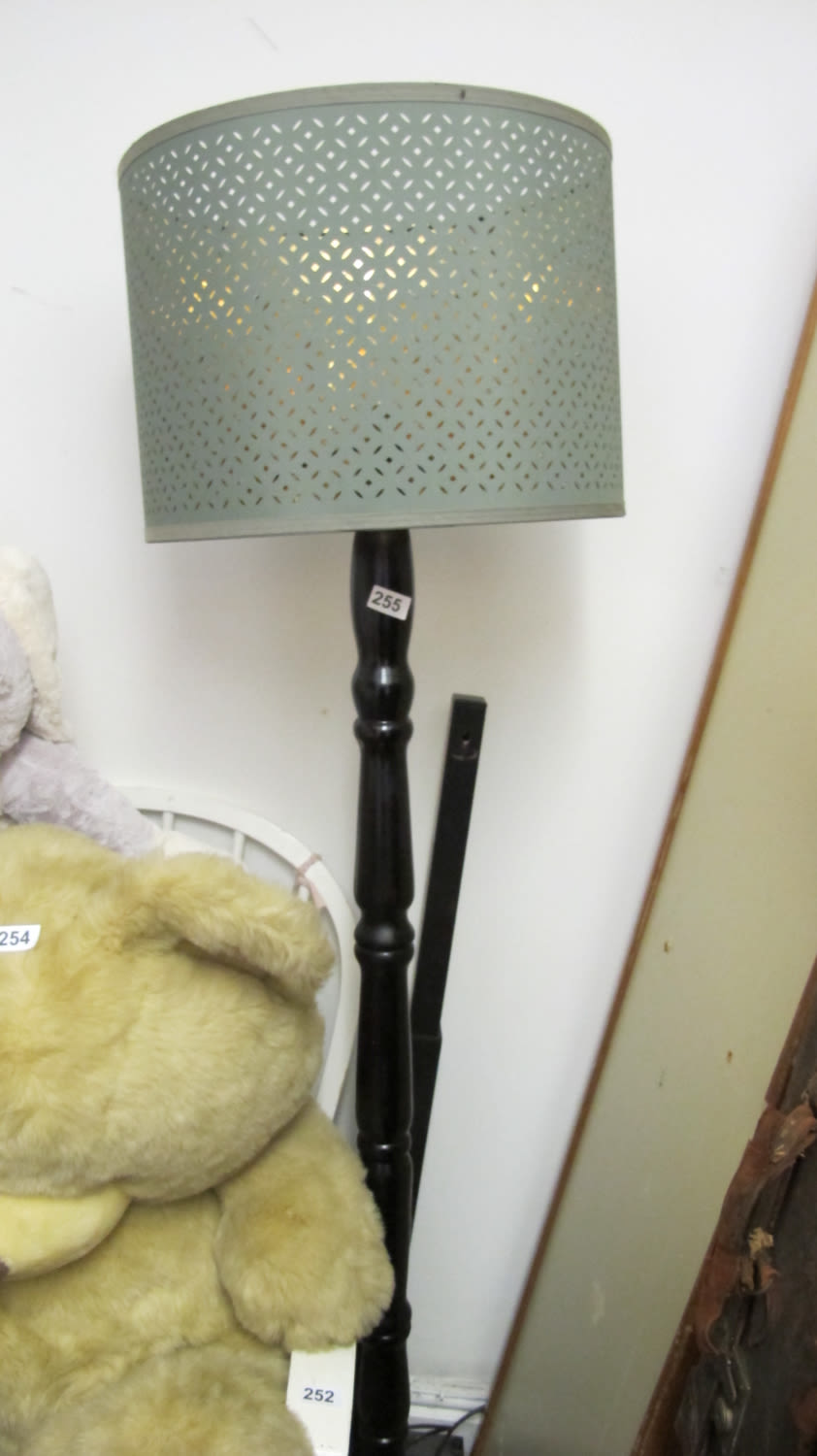Lot 255: Standard lamp