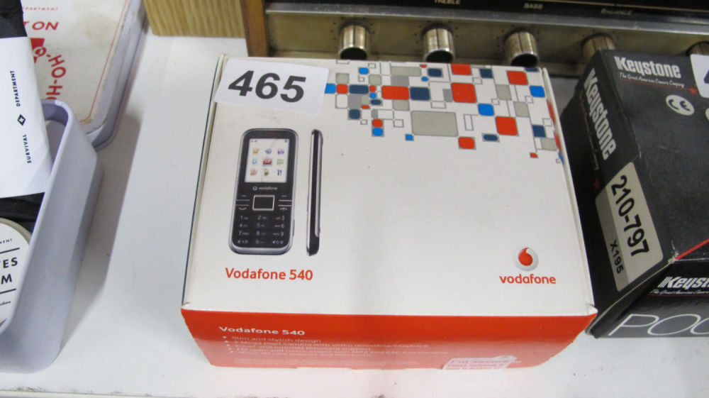 Lot 465: Vodafone 540 phone