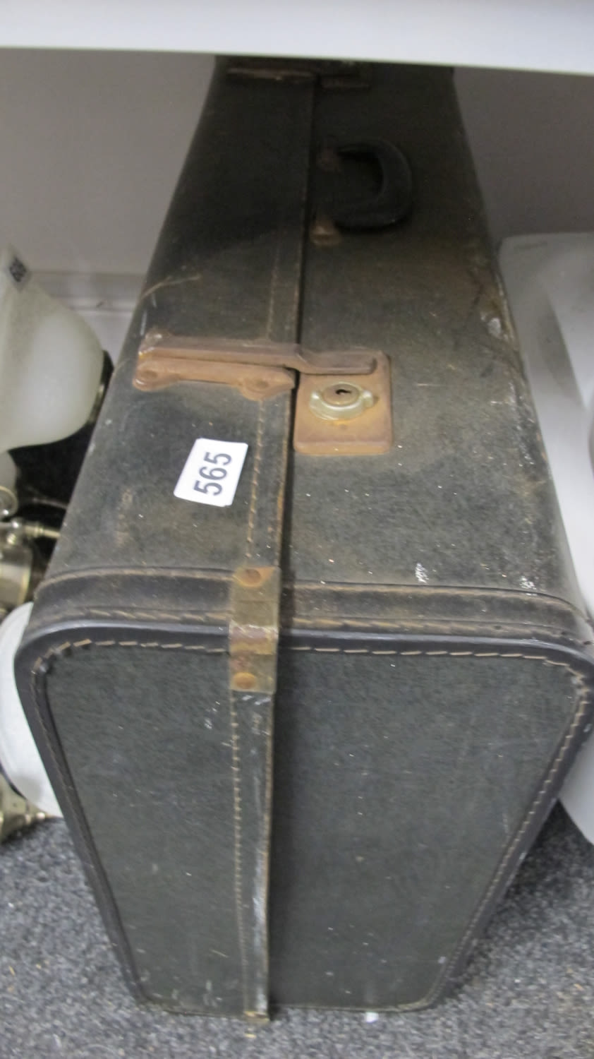 Lot 565: Vintage suitcase