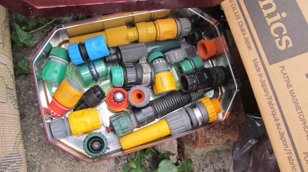 Lot 592: Hosepipe accessories