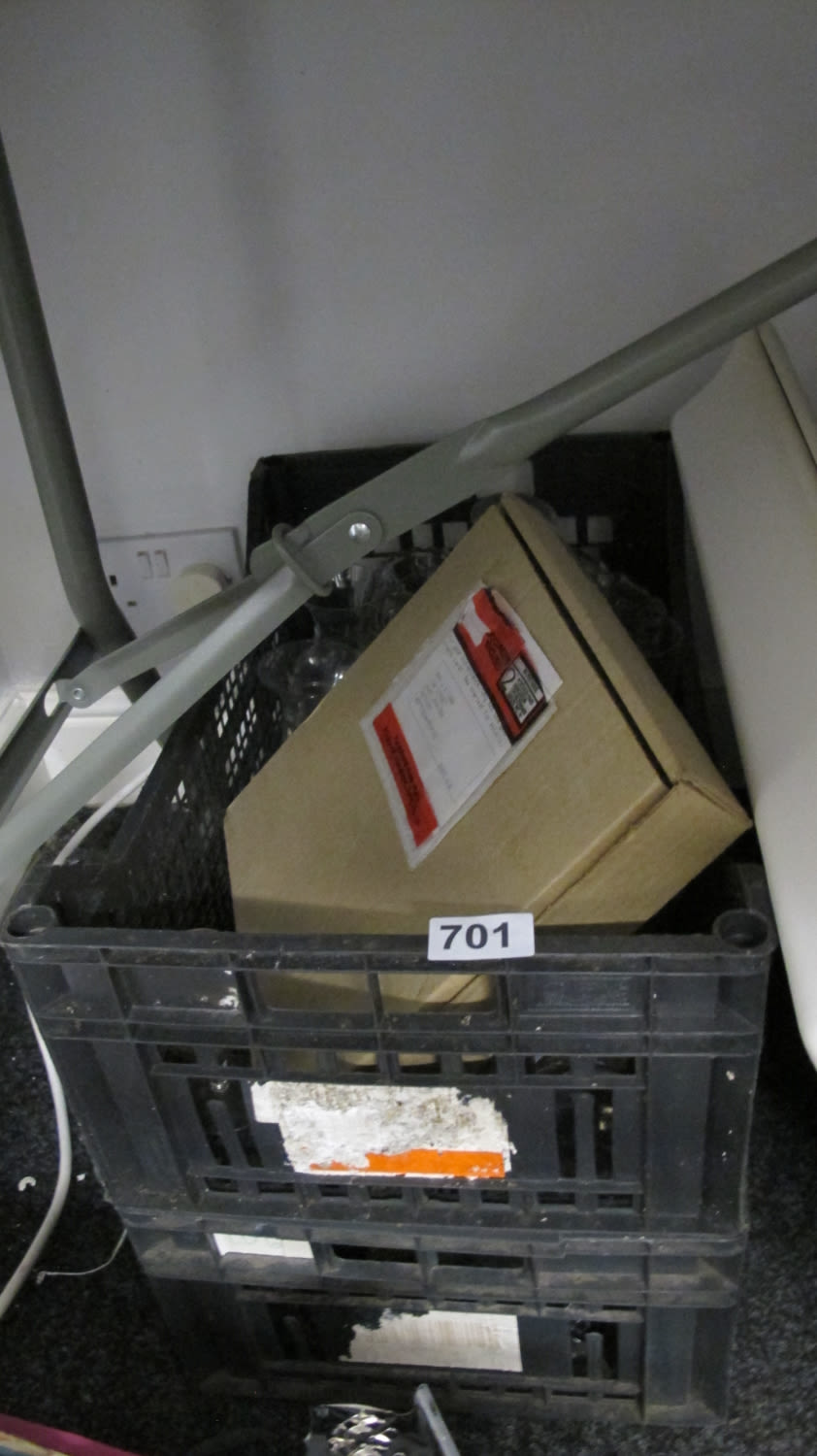 Lot 701: Qty of misc