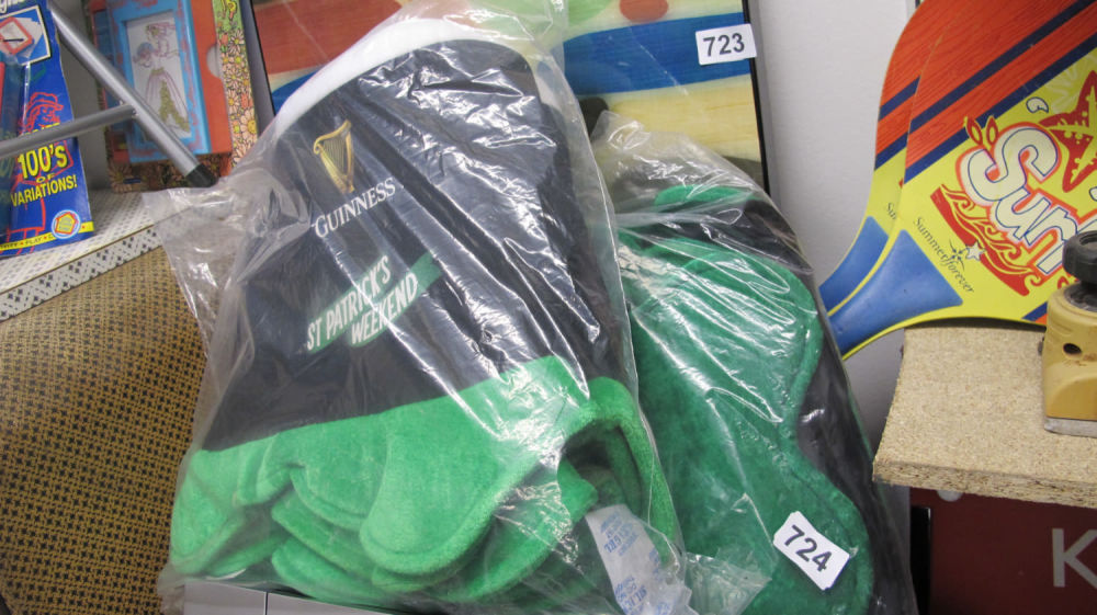 Lot 724: Guinness St Patricks hats