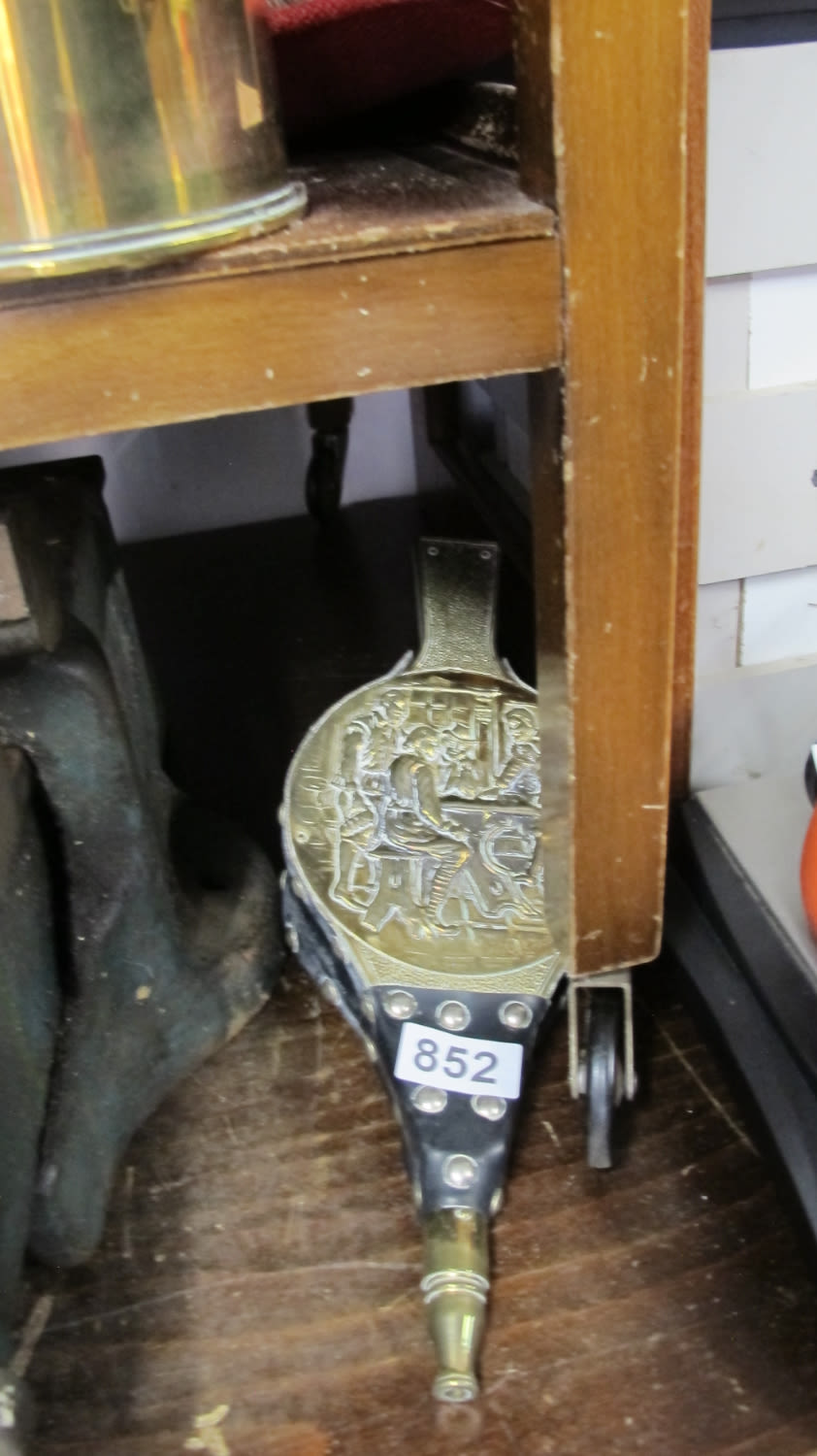 Lot 852: Fireside bellows