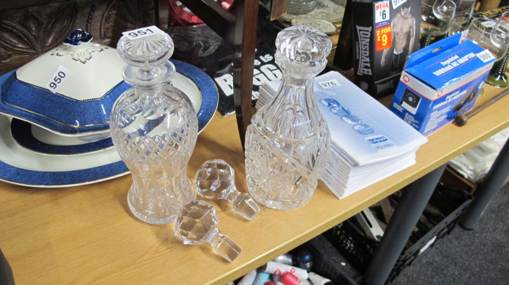 Lot 951: 2 decanters and additional stoppers