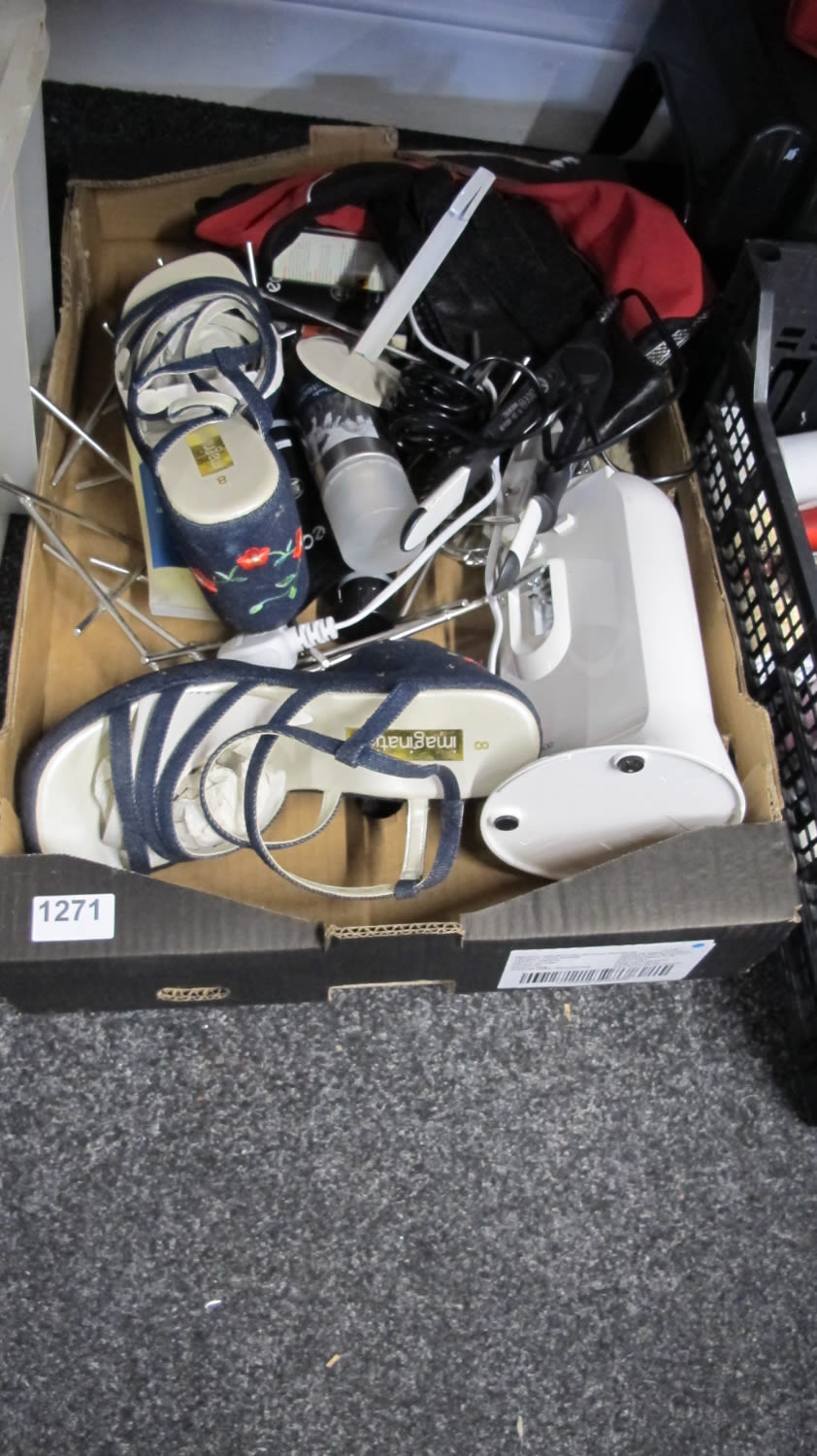 Lot 1271: Box of misc.