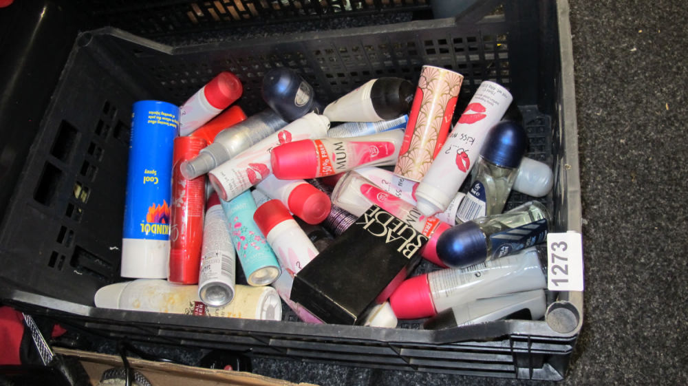 Lot 1273: Tub of deodorant