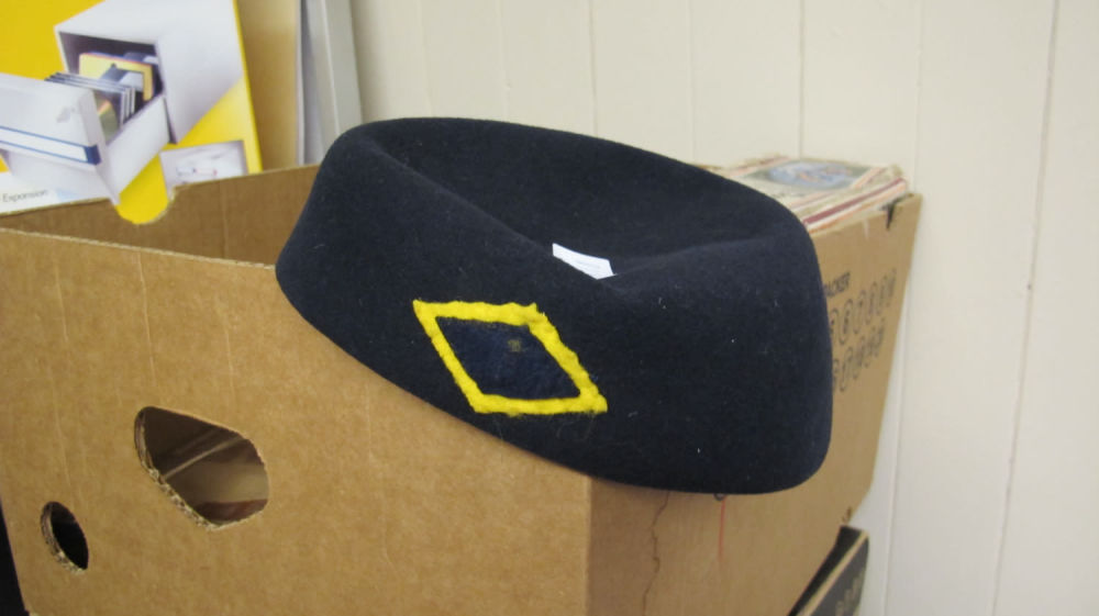 Lot 1318: military cap