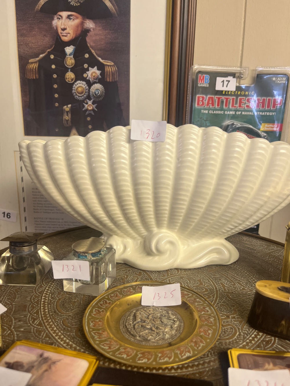 Lot 1320: Large Sylvax vase