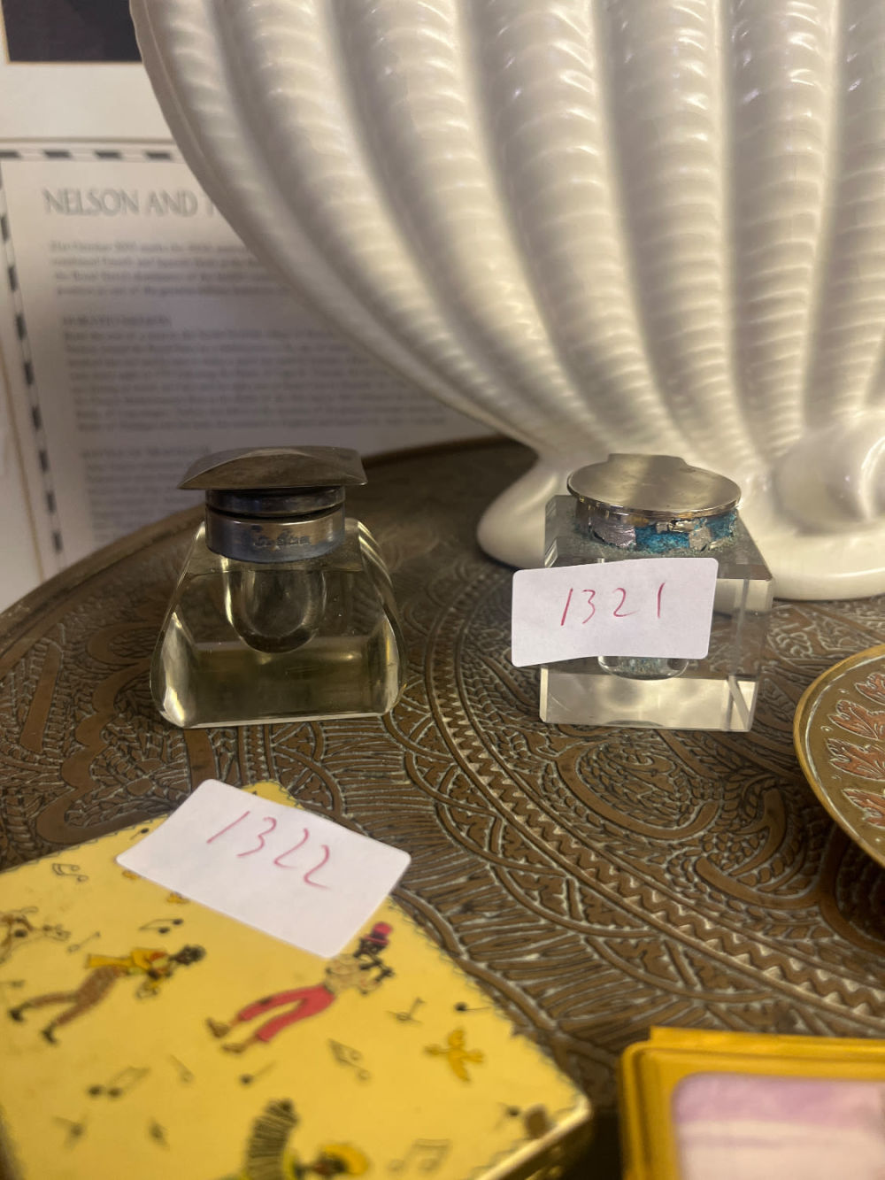 Lot 1321: 2 inkwells