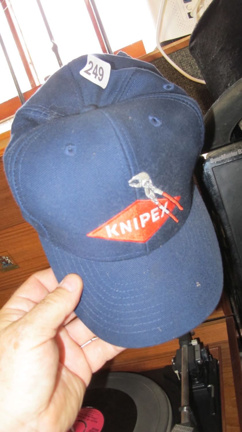 Lot 249: Knipex baseball cap
