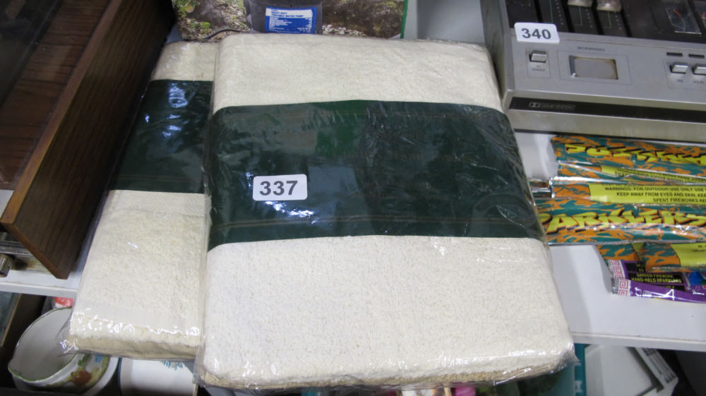 Lot 337: brand new towels